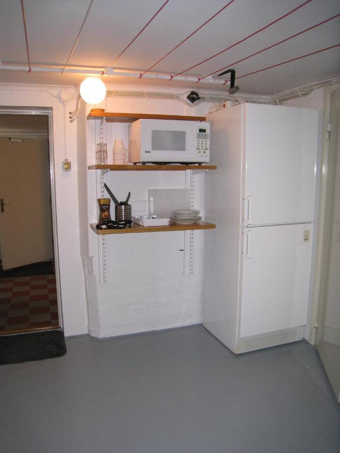 Accommodation For 2 In The Center City Of Lysekil Exterior foto